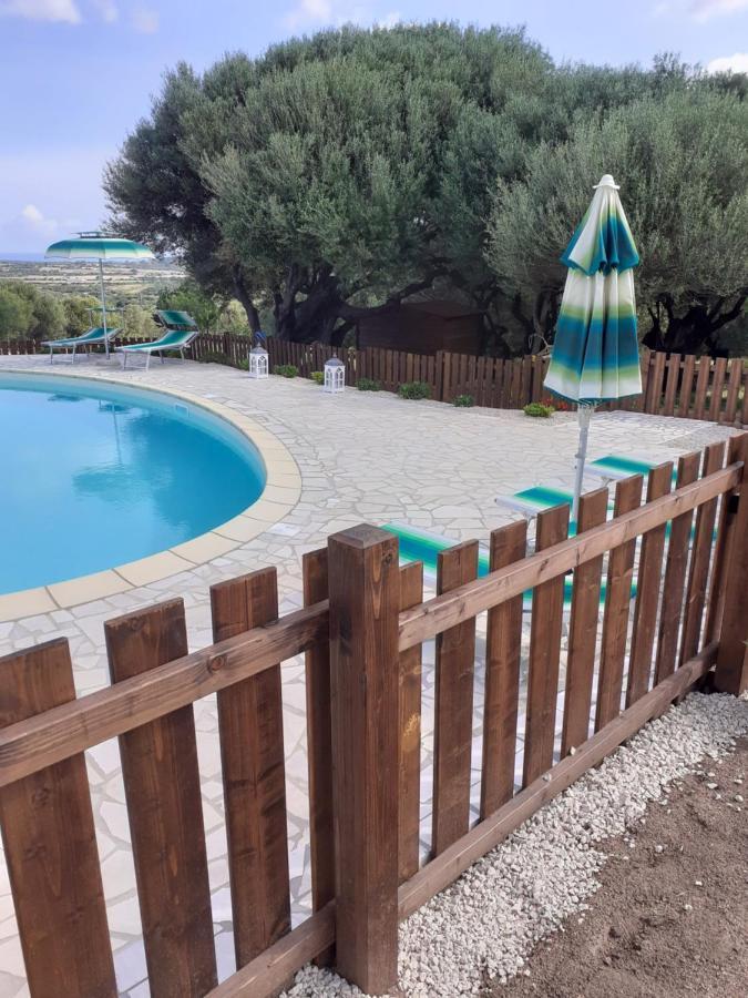 Gli Olivastri Con Piscina,Solarium, Vista Mare ,Sole -Mare E Tanta Natura ,Climatizzatore,Wifi Aglientu Exterior foto